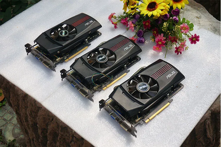 Used original for ASUS GTX550TI 1G 192bit DDR5 desktop graphics card DVI HDMI VGA