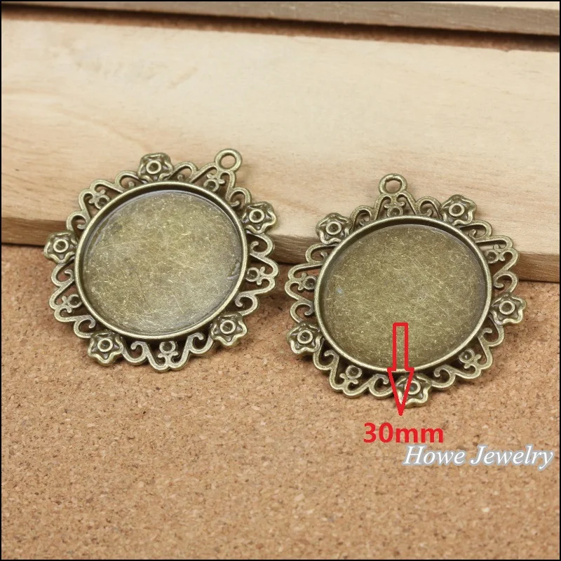 Wholesale 12 pcs Vintage Charms Round frames Pendant Antique bronze Fit