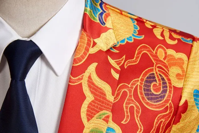 PYJTRL прилива для мужчин китайский стиль красный золотой дракон дизайн повседневный костюм куртка размера плюс певец костюм Свадебные Жених Выпускной вечерние блейзер