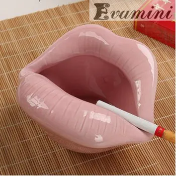 

Mini Car Pink Ashtray Cute Red Lip Ceramic Ashtray Lovely Ashtray Fashion Gift Portable Car Sexy Ashtray Cigarette Accessory