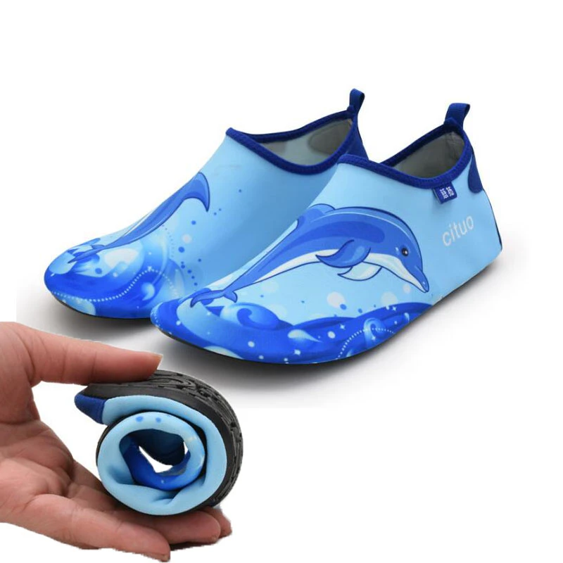 swimming pool shoes