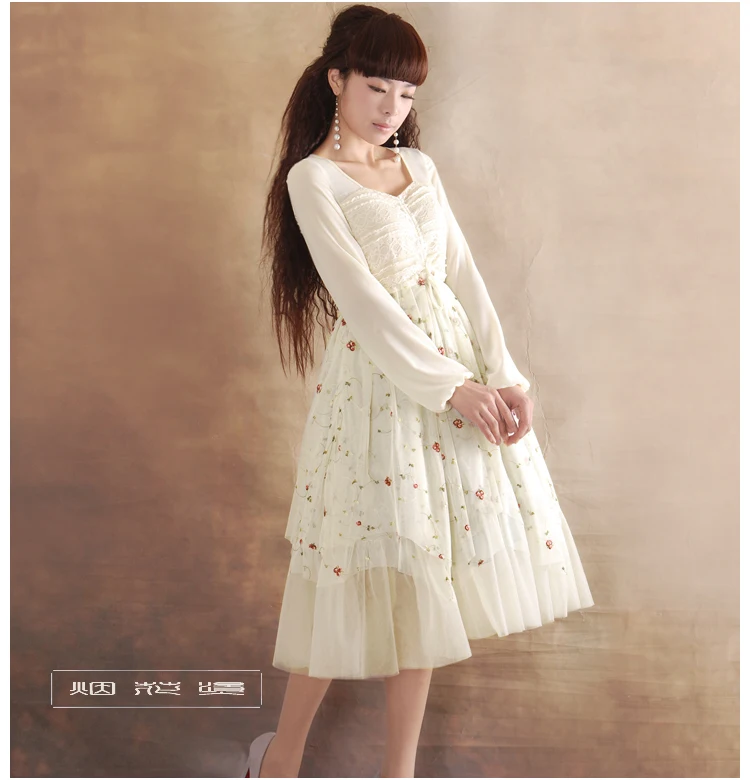 

2018 Spring Women Dresses Elegant Sweet patchwork Embroidery colsed waist A line Dresses Vestidos