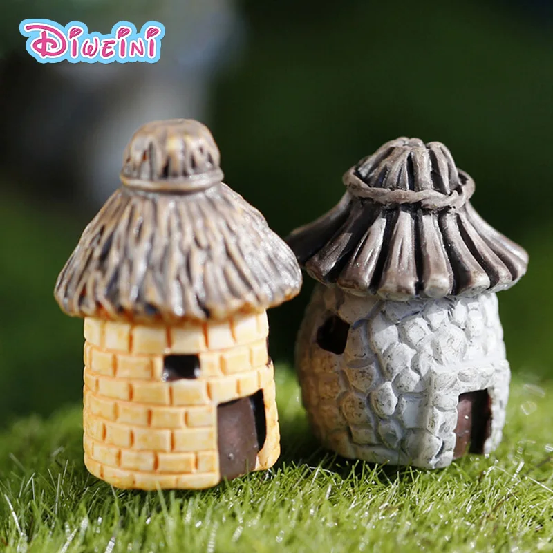 

Simulation Mini Cottage Small House Mode Miniature Figurine Pretend play Kitchen Toy Doll House DIY Accessories gift Baby Gift