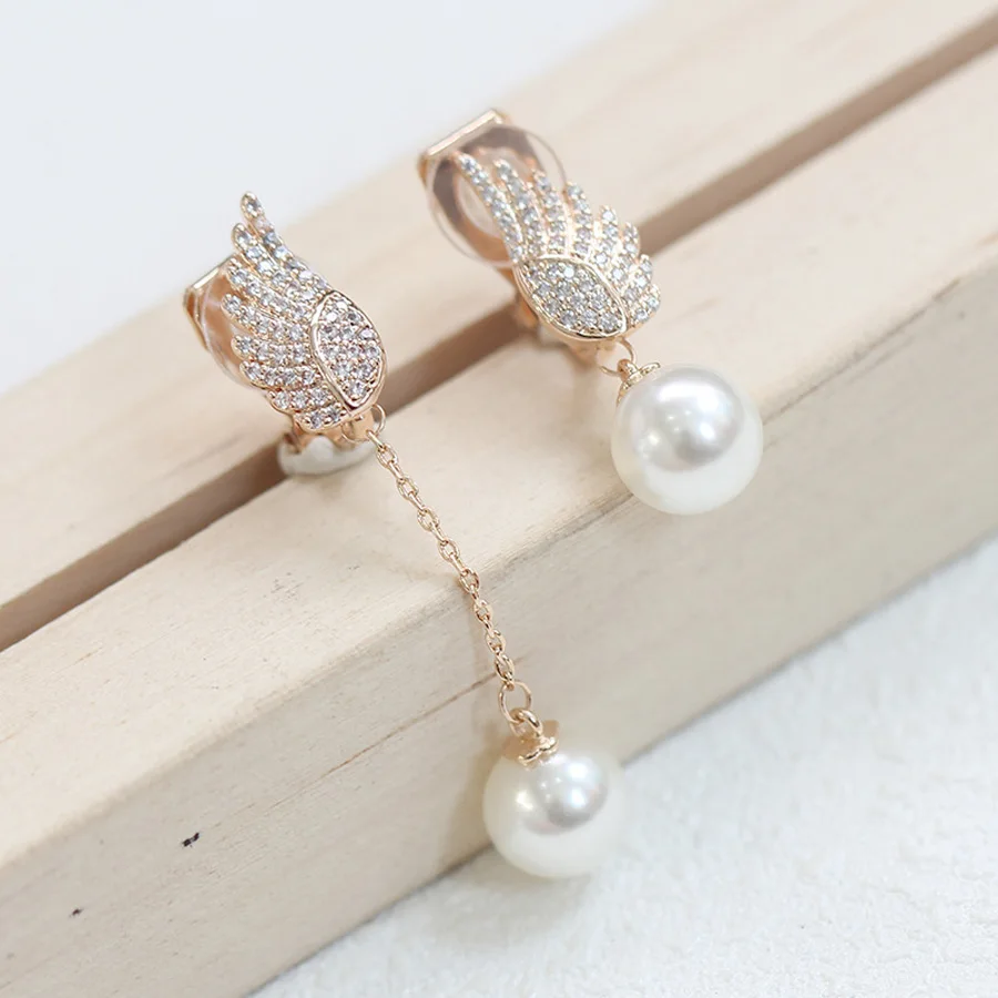 

11.11 Fashion Wings Design Asymmetrical Earrings Clips No Piercing Women Simulated Pearl Jewelery Bijoux with Austria Crystal