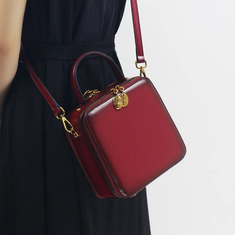 

Exquisite 2019 Lady Handbags Women Messenger Bags Genuine Leather Tassels Cowhide Zipper Solid Ladies Mini Burgundy-red Bag