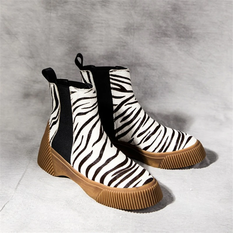 Ouqinvshen Fashion Leopard Rubber Boots Round Toe Platform Classic Casual Martens Boots Hair Leopard Autumn Winter Boots 2018 Ouqinvshen Fashion Leopard Rubber Boots Round Toe Platform Classic Casual Martens Boots Hair Leopard Autumn Winter Boots 2018
