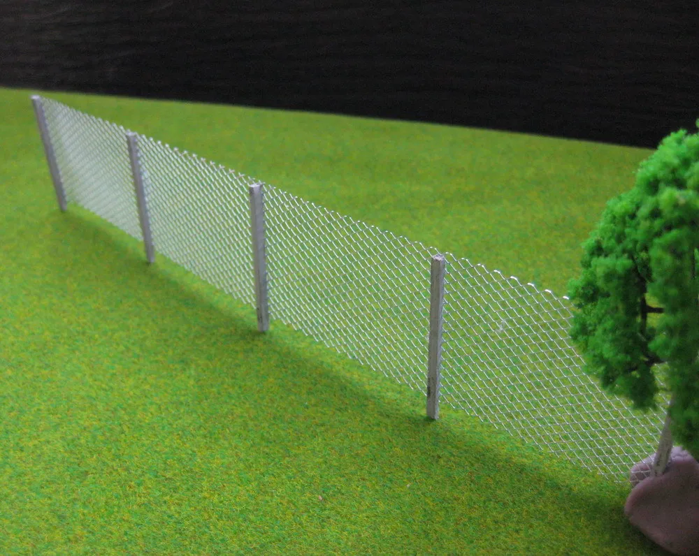

LG7202 1 Meter Model mesh fencing chain link 1:76 OO Scale new