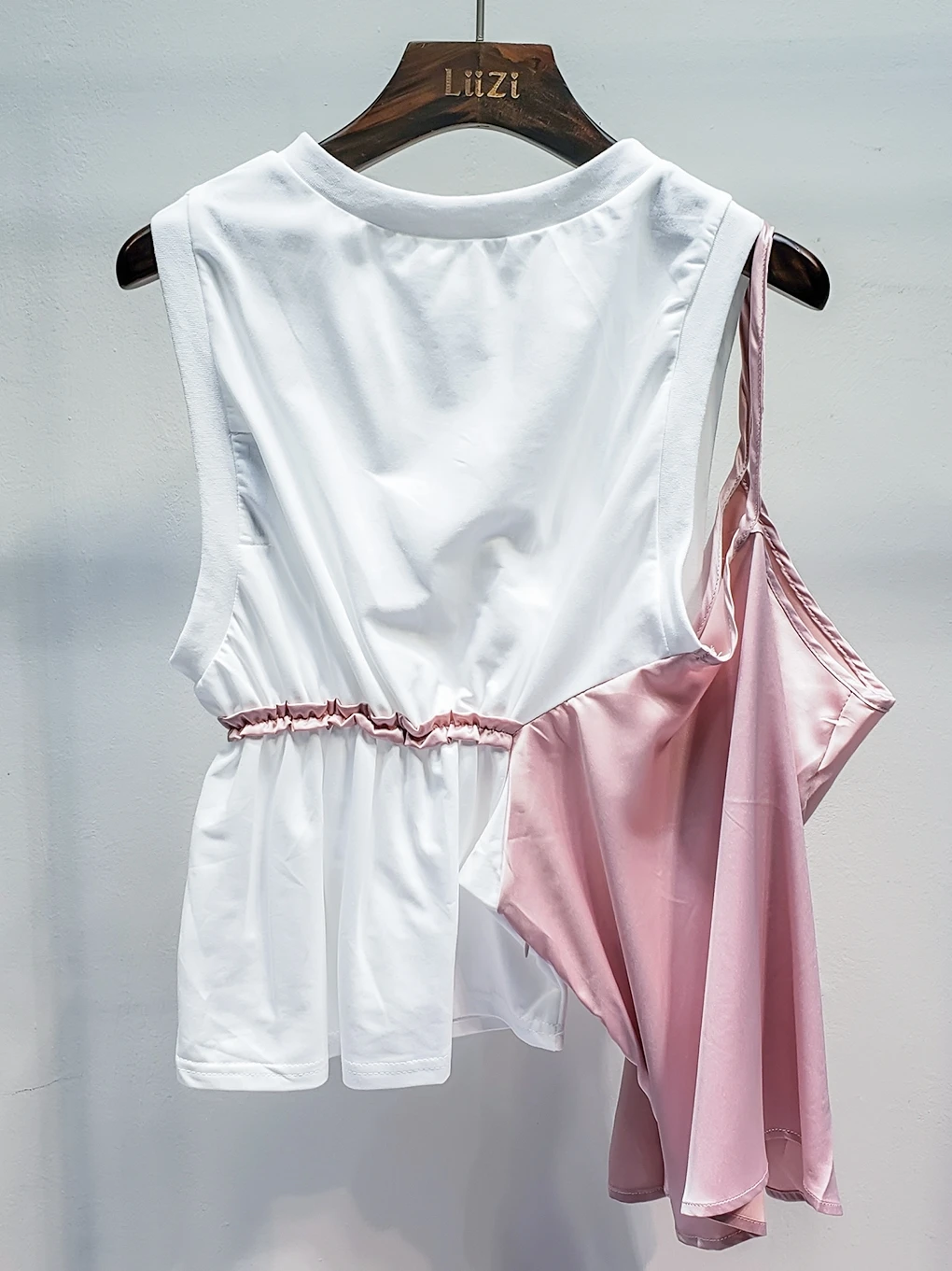

2019 Spring and Summer Cotton Causal Loose T-shirts Street Short Silk Scarf Stitching Vest T-shirt Asymmetric T-shirts