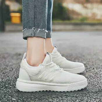 

Women Sneakers Luminous Athletic Trainers Outdoor Sports Jogging Walking Female Sneakers Non Slip Lace Up Sports Shoes