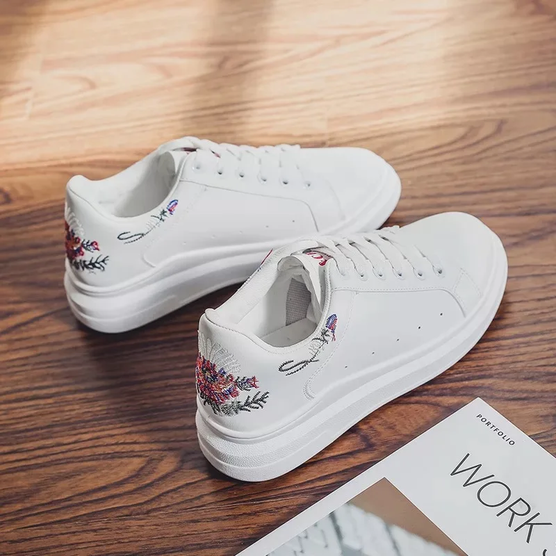 

Women Casual Shoes 2019 Spring Summer PU Leather Shoes Woman Platform Lace-Up Fashion Embroidery Breathable Women Sneakers