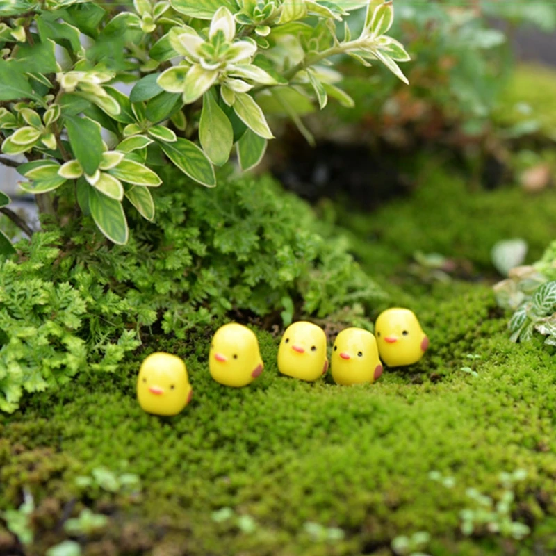 

Resin Yellow Cute Chick Figure Miniature Ornament Doll Toy Dollhouse Bonsai Decor
