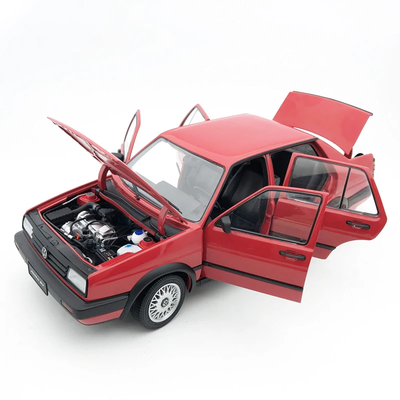 Diecaste 1:18 Модель автомобиля 1989 металл высокая симуляция Volkswagen red Jetta GT дверь может