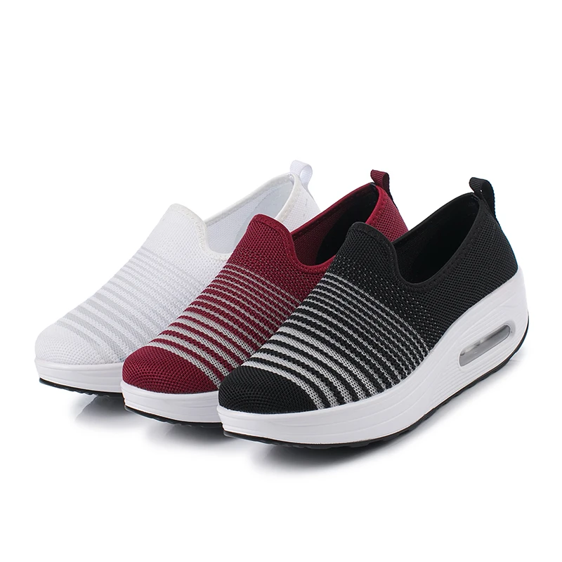 

Women's Platforms Breathable Mesh Slip On Walking Fitness Shoes Soft Cushioning Swing Shoes