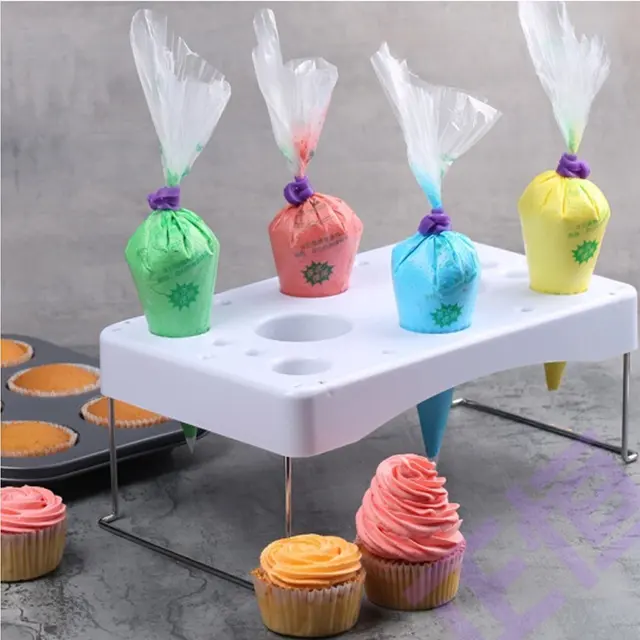 Plastic Cake Stand Pastry Icing Piping Bag Holder Rack Nozzles Tips
