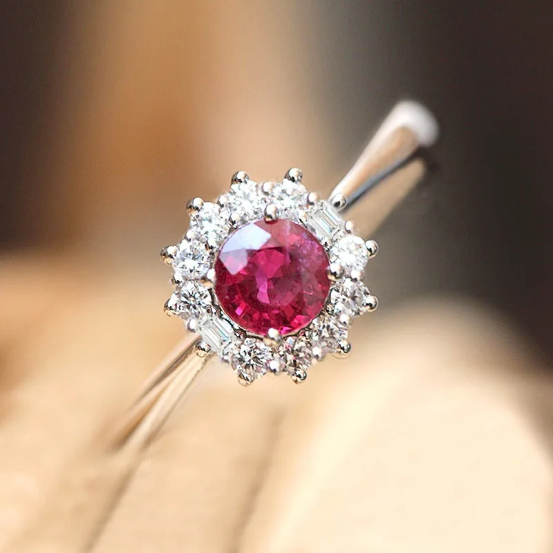 

Huitan Hot Selling Women Ring Pretty Daisy Shaped Anniversary Ring For Femme Cute Gift For Family New Arrival Hot Selling Ring