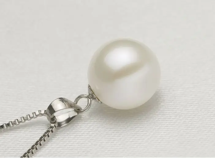 

9.5mm Akoya AAAA++++ Natural White Akoya Pearl Pendant 14kt Solid White Gold