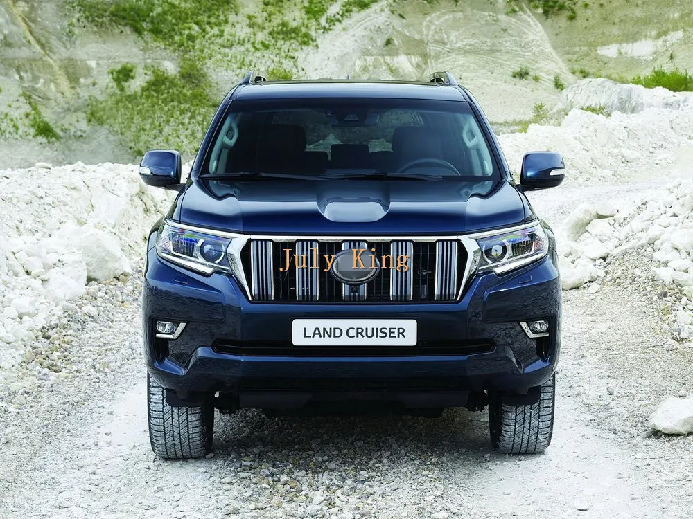 Toyota-Land_Cruiser-2018
