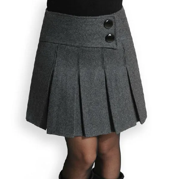 Live Cam Models - Online Now Faux Leather Skirts Styles Found The faux leather skirt is a timeless piece that goes with everything, looks good always and can be dressed up or down with a swift change of top and shoes.