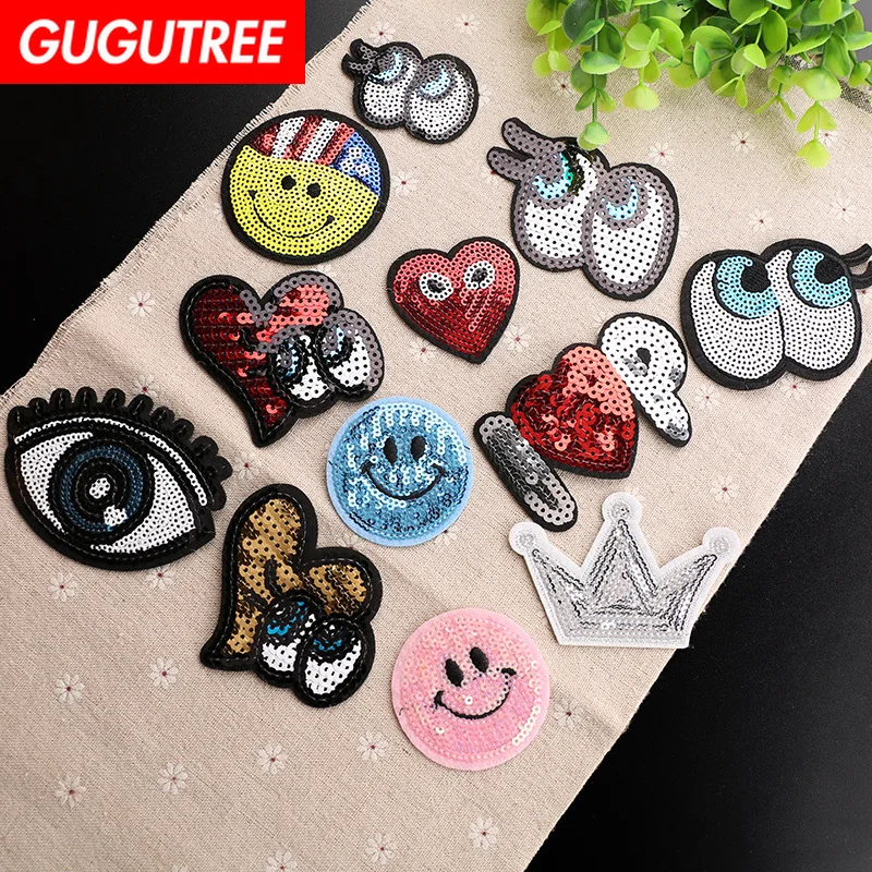 

GUGUTREE embroidery Sequins eyes love heart patches smile crown patches badges applique patches for clothing YX-289