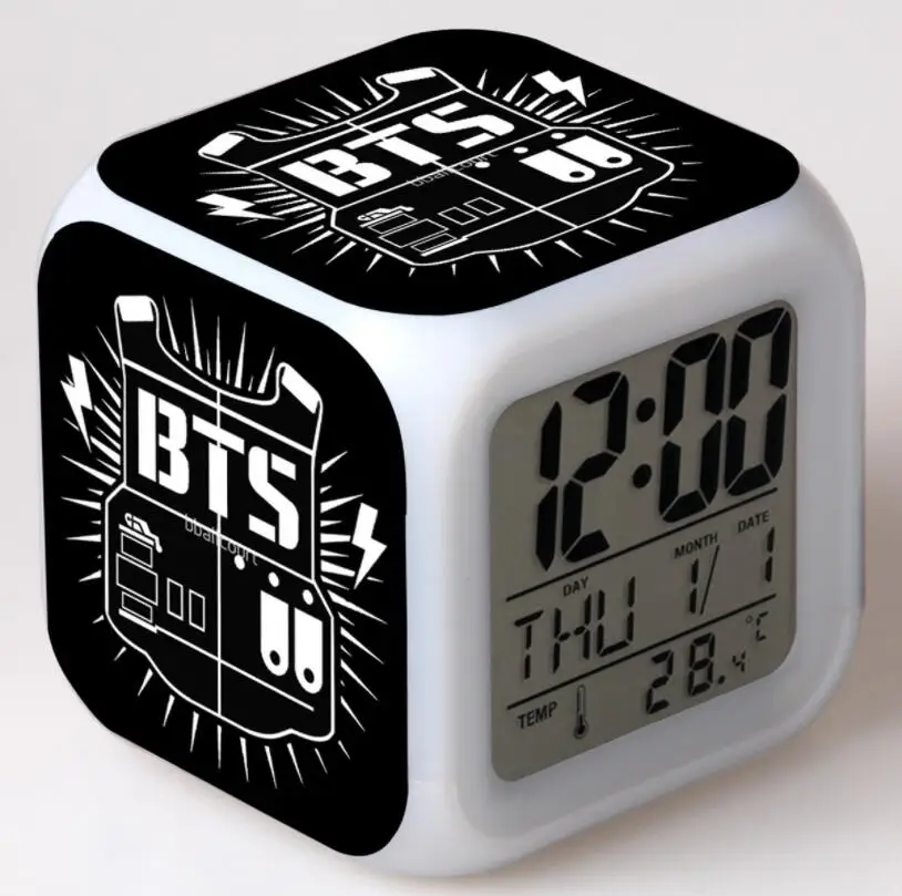 BTS Bangtan мальчики фигурки светодиодный 7 цветов изменить сенсорный светильник будильник настольные часы Мальчики Девочки игрушки - Цвет: Белый