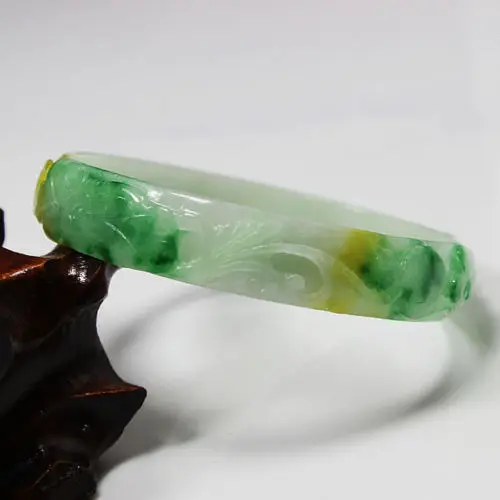 

2423 NATURAL BEAUTIFUL CHINA HAND-CARVED GREEN JADE GEMS BANGLE BRACELET