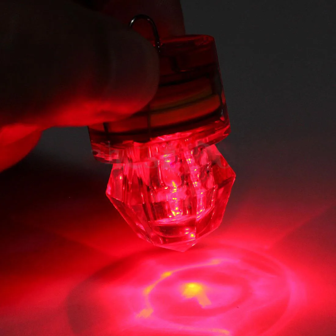 Глубинный светодиодный светильник для подводной ловли кальмаров, приманки, алмазные лампы с глубоким падением, основной цвет: красный