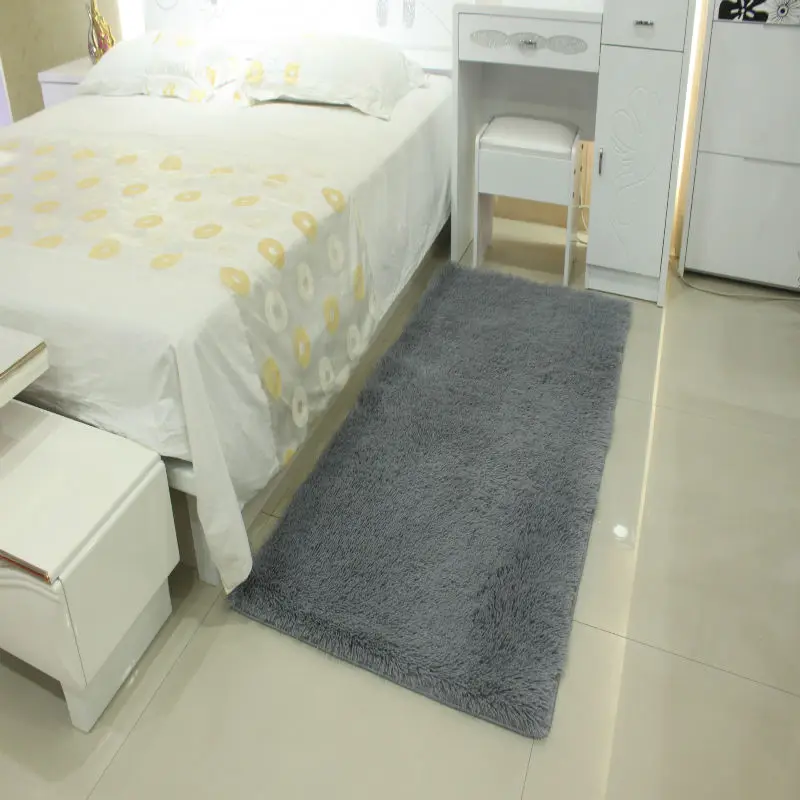 

50*100cm/19.68*39.37in brand rug for bedroom anti slip bedroom carpet Mechanical wash