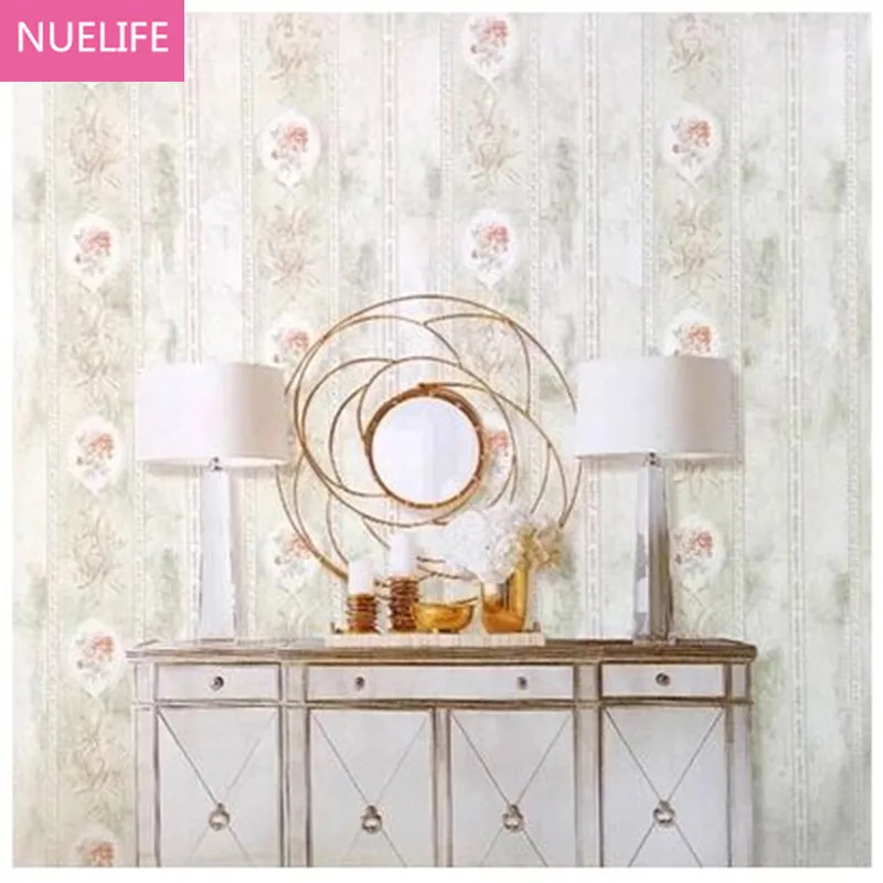 

0.53x10m Retro American Village Vertical Striped Floral Pattern Bedroom Living Room TV Background Wall Nonwovens Wallpaper N2