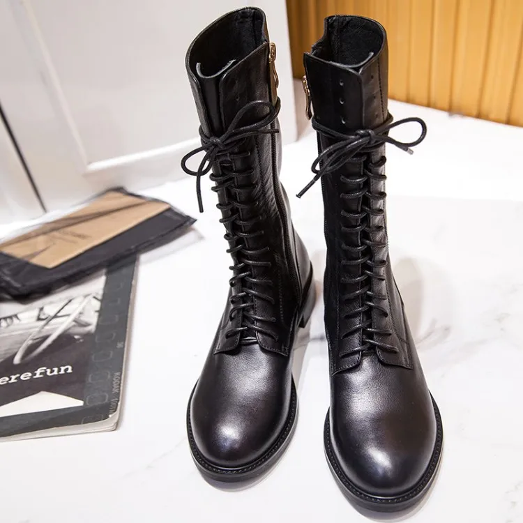 GPOKHDS/ г. Женские ботинки до середины икры мягкие зимние байкерские ботинки на низком каблуке с плюшевой подкладкой, на шнуровке, черного цвета, с круглым носком