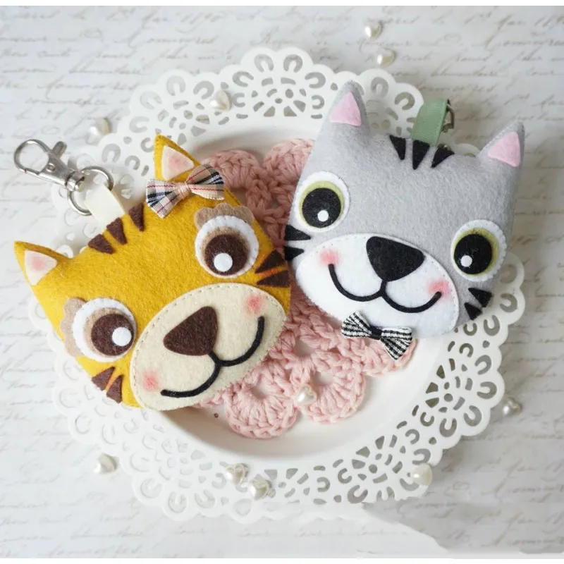 

YaMinSanNiO 1 Pcs/lot Metal Cutting Dies Scrapbooking for Card Making DIY Embossing Cuts New Craft Dies Little Tiger Fox Animal