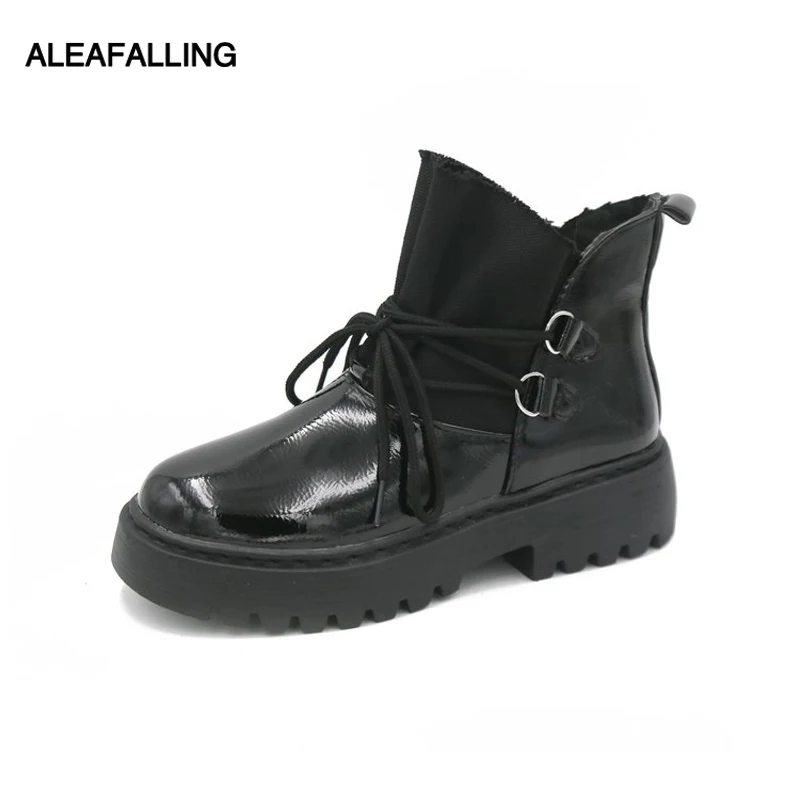 

Aleafalling Warm Mature Women Boots Cross-tied Botas Female Women Ankle Snow Boots Breathable Boots Lady Anti-skip Sole WBT300