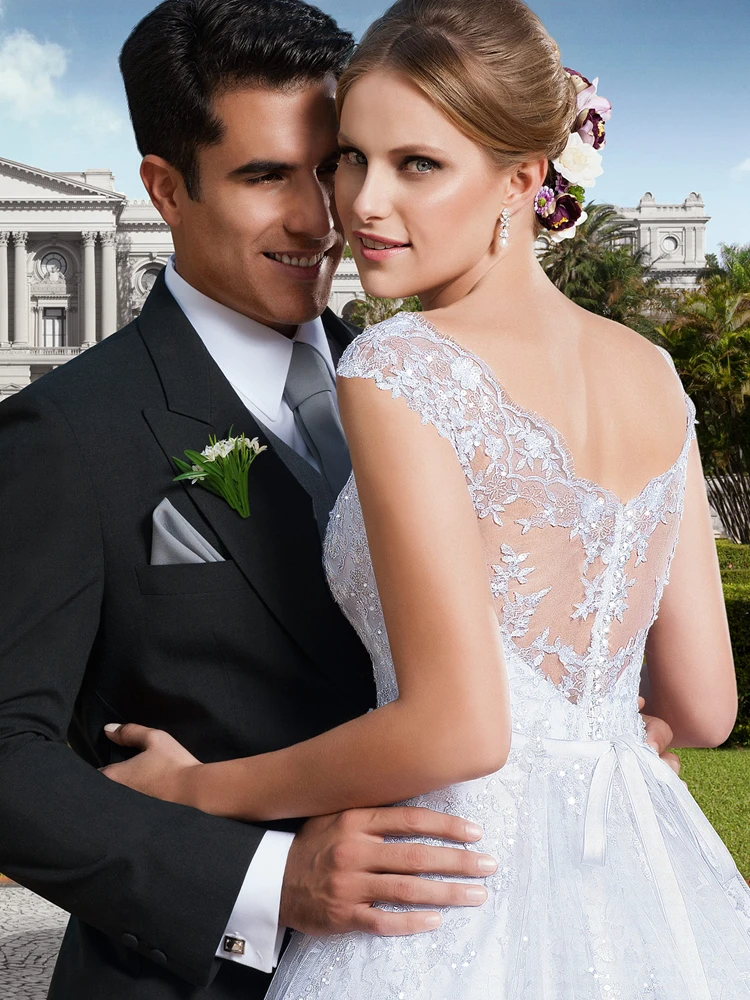 Роскошные Кружева Свадебные Платья Бато Открытой Спиной Белый Cap Рукавом с