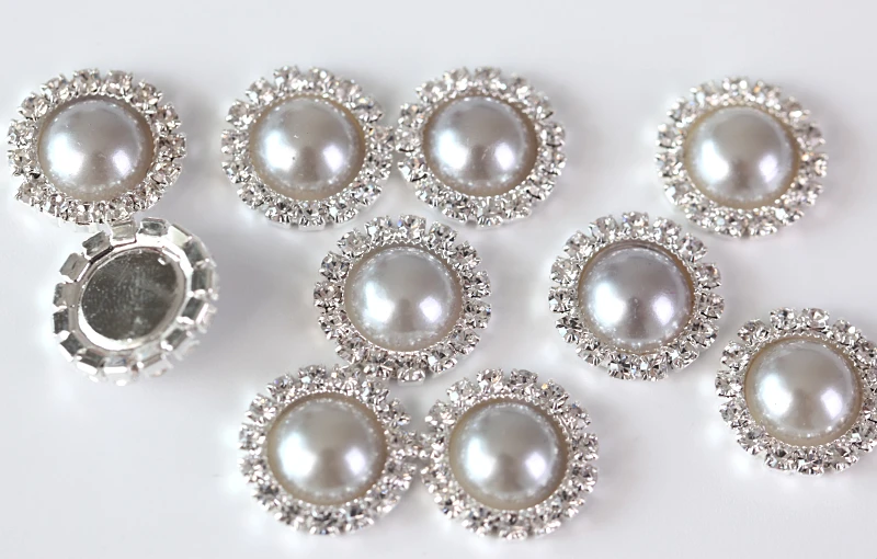 Billow Half Round Pearls (46)