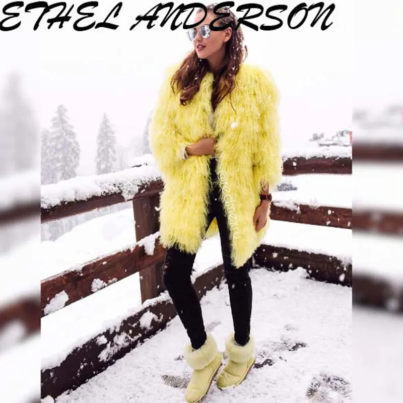 3-Yellow-fur-coats