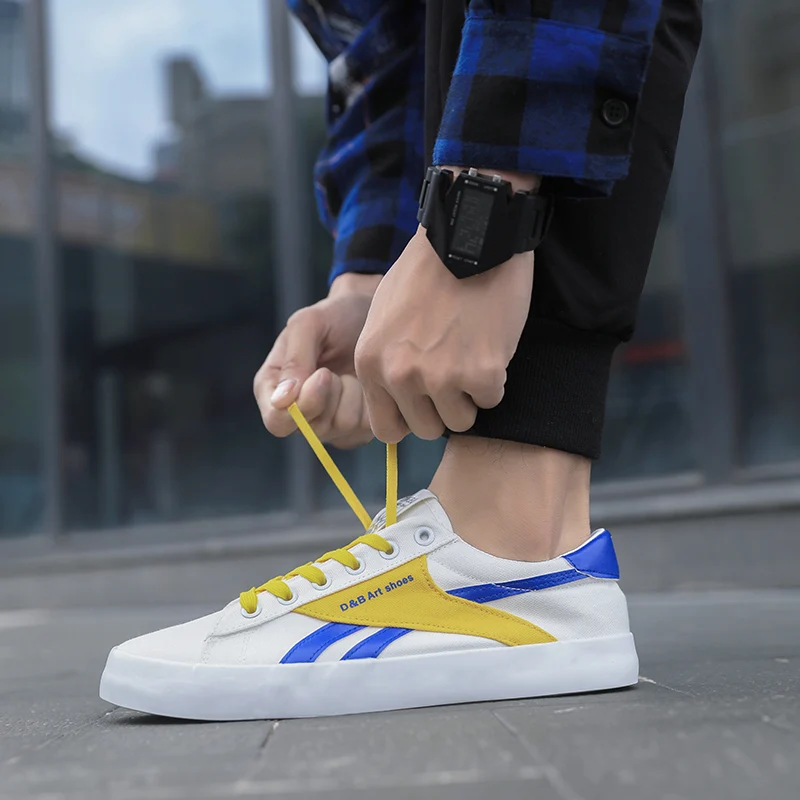 

2019 New Arrival Men Vulcanized Shoes Low Top Canvas Trendy Male Casual Shoes Breathable Leisure Flats Fashion Comfort Sneakers