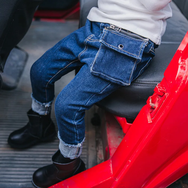 

Boy plus velvet thickening jeans 2018 autumn and winter boys casual pants children warm trousers foreign feet feet pants tide