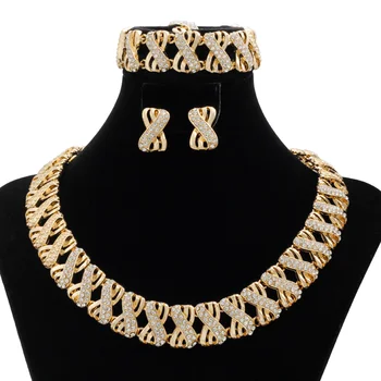 

Hot Sale Dubai Jewelry New Arrival Necklace Fashion Woman Jewelry Sets Quality Alloy Crystal Jewelry Engagement Gift Accessories