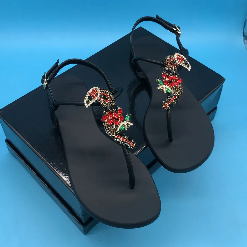 Новое поступление; Летние сандалии; дизайнерские женские босоножки из натуральной кожи на плоской подошве с ремешками и стразами; G037