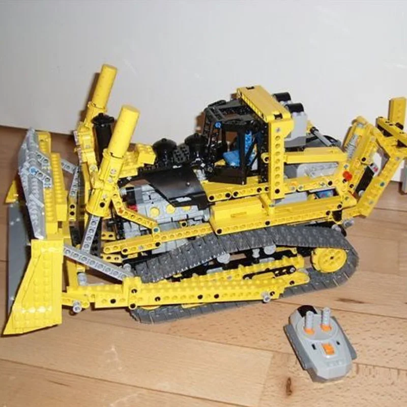 

20008 1384PCS Motorized Bulldozer Technic Series Model Building Blocks Bricks Kits Toys For Children Compatible 8275