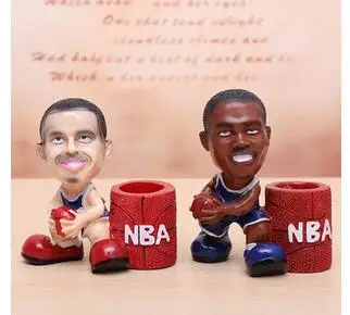 

Creative resin basketball star piggy bank pen holder star kobe Bryant James curry crafts statue home decoration