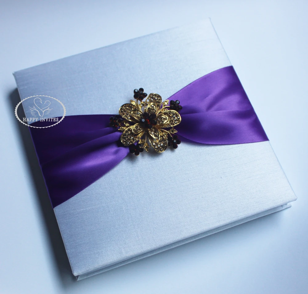 HI2019-34 Hot Sale White Silk Box with Brooch   More Colors Available