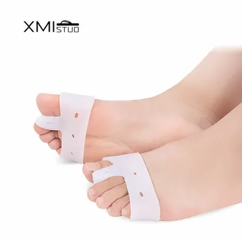 

XMISTUO 2 pair Widened silicone forefoot bones thumb valgus tweezers pain pad separation device protective cover day and night
