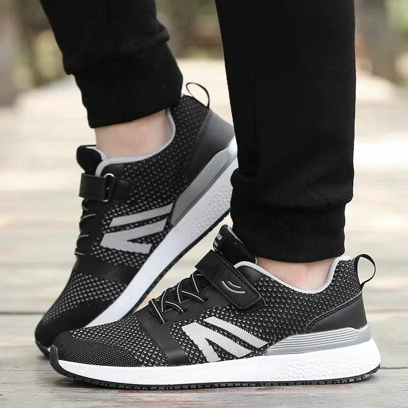 

LettBao New Spring/Autumn Men Vulcanized Shoes Light Breathable Men Shoes Solid Color Sneakers Men Low Top Sneakers Black Shoes