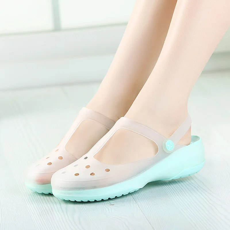 New 2019 Classic Women Jelly Sandals Design Fashion EVA croc Carved Women Slides Famous Flat Slipper Women Beach Melissa Shoes New 2019 Classic Women Jelly Sandals Design Fashion EVA croc Carved Women Slides Famous Flat Slipper Women Beach Melissa Shoes