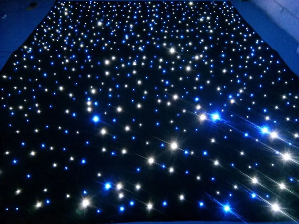 

Star backdrop 15mx5m BW 16pcs leds per square metre