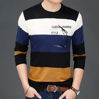 

Uwback 2017 Autumn Men Casual Sweaters O-Neck Printed Fashion Winter Pullovers Slim Striped Cotton Long Sleeve Pull Homme XA406