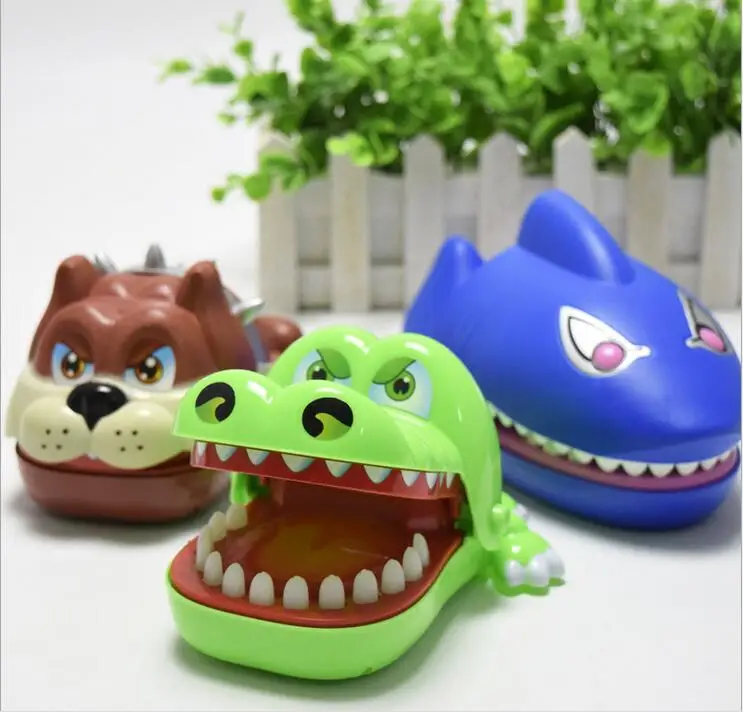 -Crocodile-bites-the-hand-toys-for-children-Large-family-games-children-toys-High-quality-children