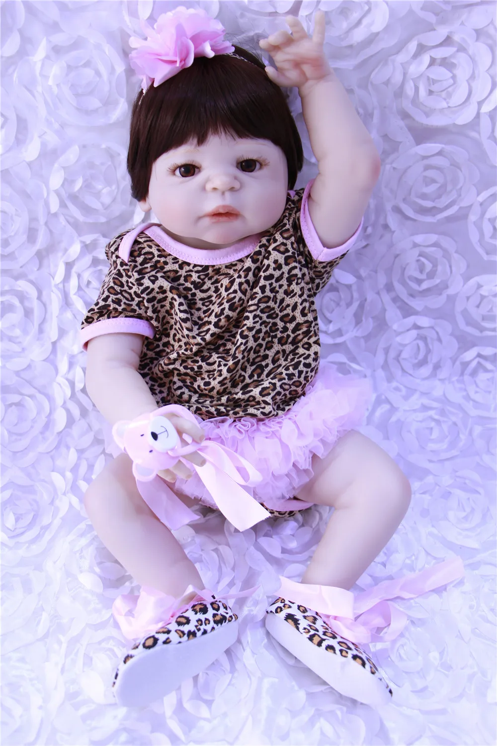 

23 Inch new reborn baby dolls White skin silicone body girl gender big eyes can enter water bebes reborn babies toys bonecas