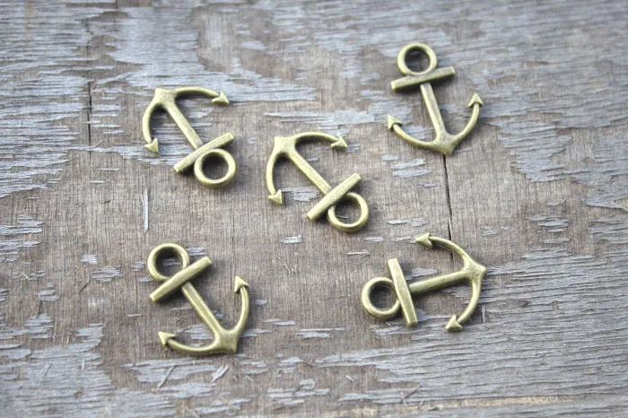 

25pcs--Anchor charms, Antique Bronze tone Anchor Charm Pendants 15x18mm
