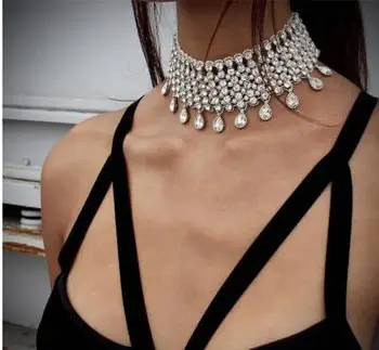 

12pcs Europe and the United States inlaid crystal pendants necklace atmospheric luxury banquet accessories